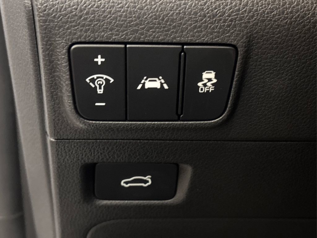 Used 2022 Kia K5 GT-Line image 35
