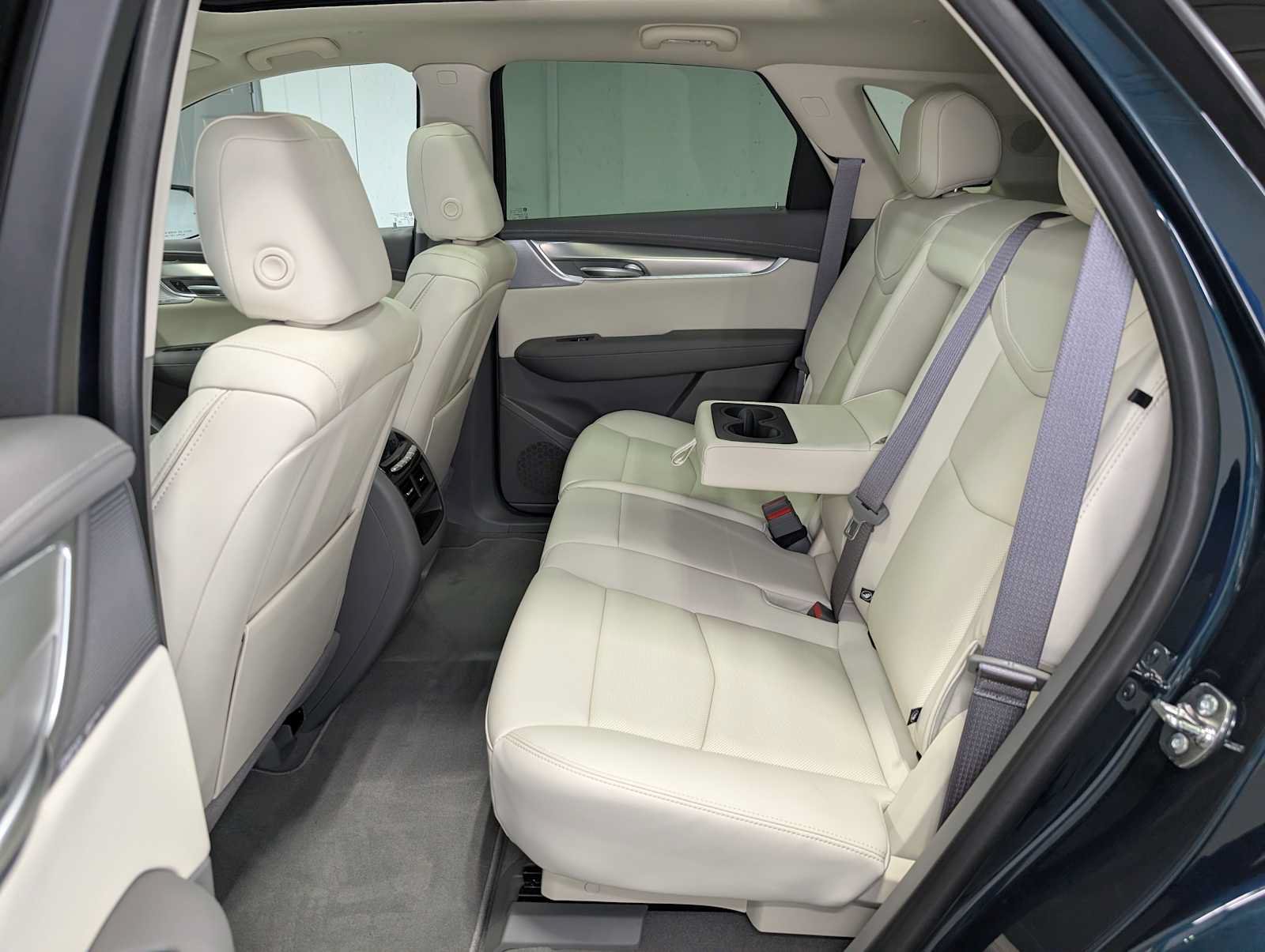 New 2026 Cadillac XT5 Premium Luxury w/ Driver Assist Package AWD/4WD image 20