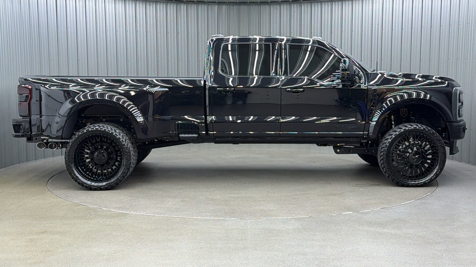 Used 2026 Ford F450 Platinum w/ Platinum Plus Package image 6