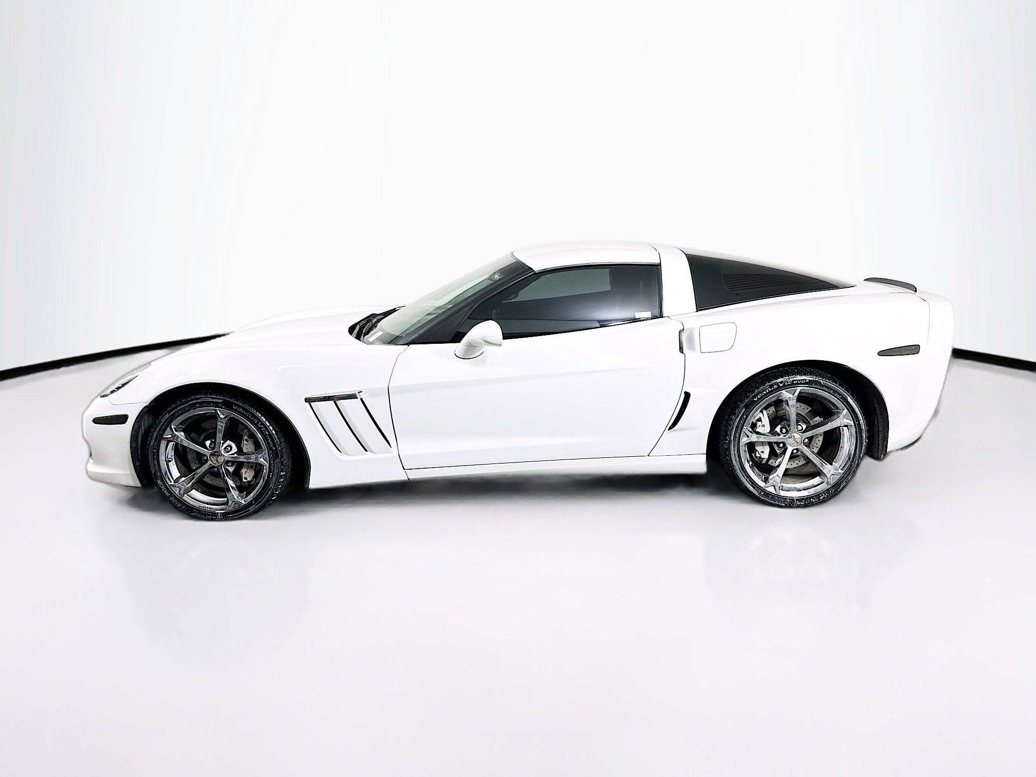 Used 2012 Chevrolet Corvette Grand Sport w/ 3LT Preferred Equipment Group image 4