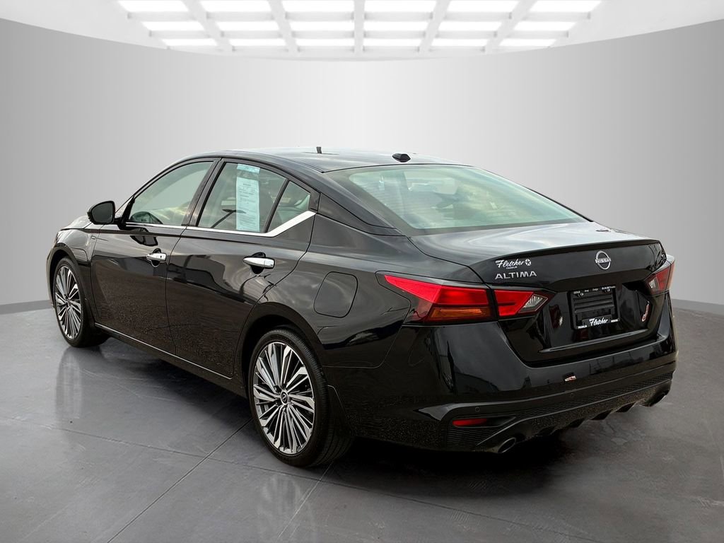 Used 2025 Nissan Altima 2.5 SL FWD image 7