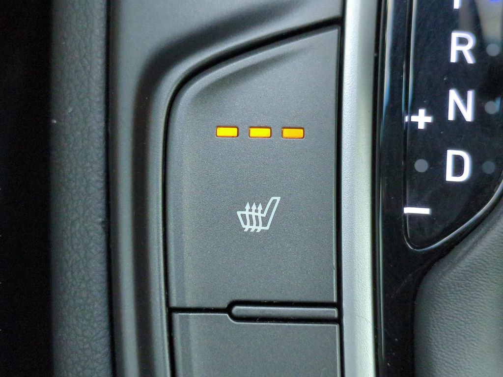 Certified 2021 Hyundai Kona Limited w/ Cargo Package image 18