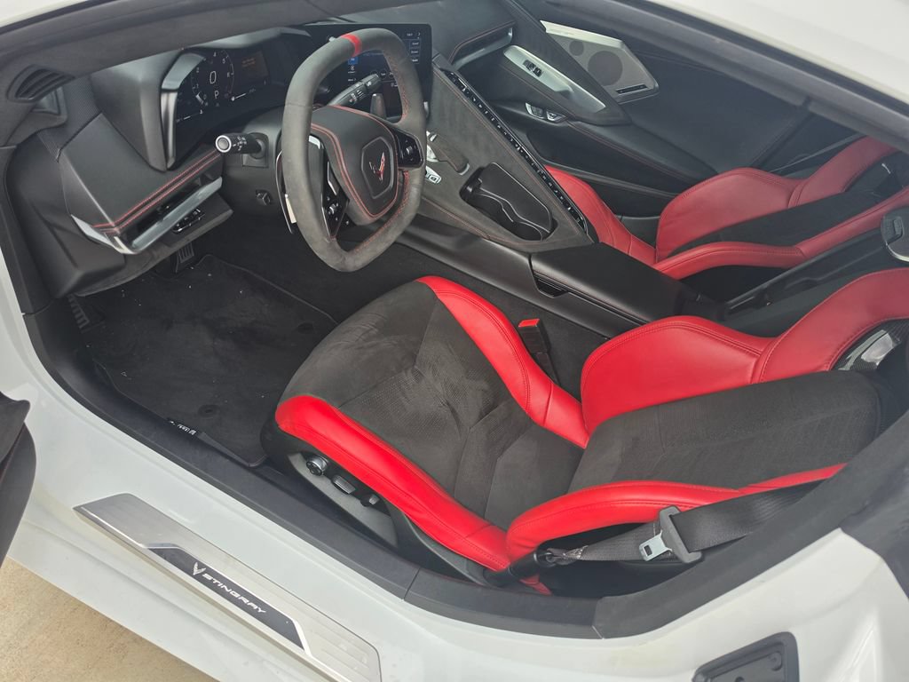 Used 2022 Chevrolet Corvette Stingray Premium Conv w/ Z51 Performance Package RWD image 15