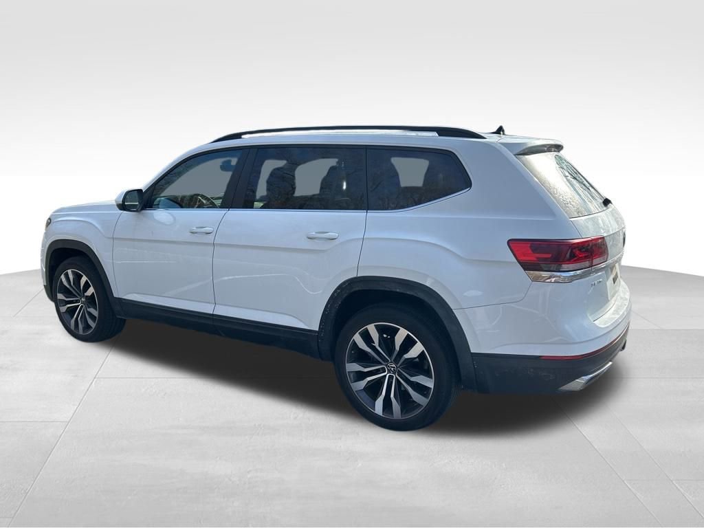 Used 2022 Volkswagen Atlas SE w/ Panoramic Sunroof Package image 4