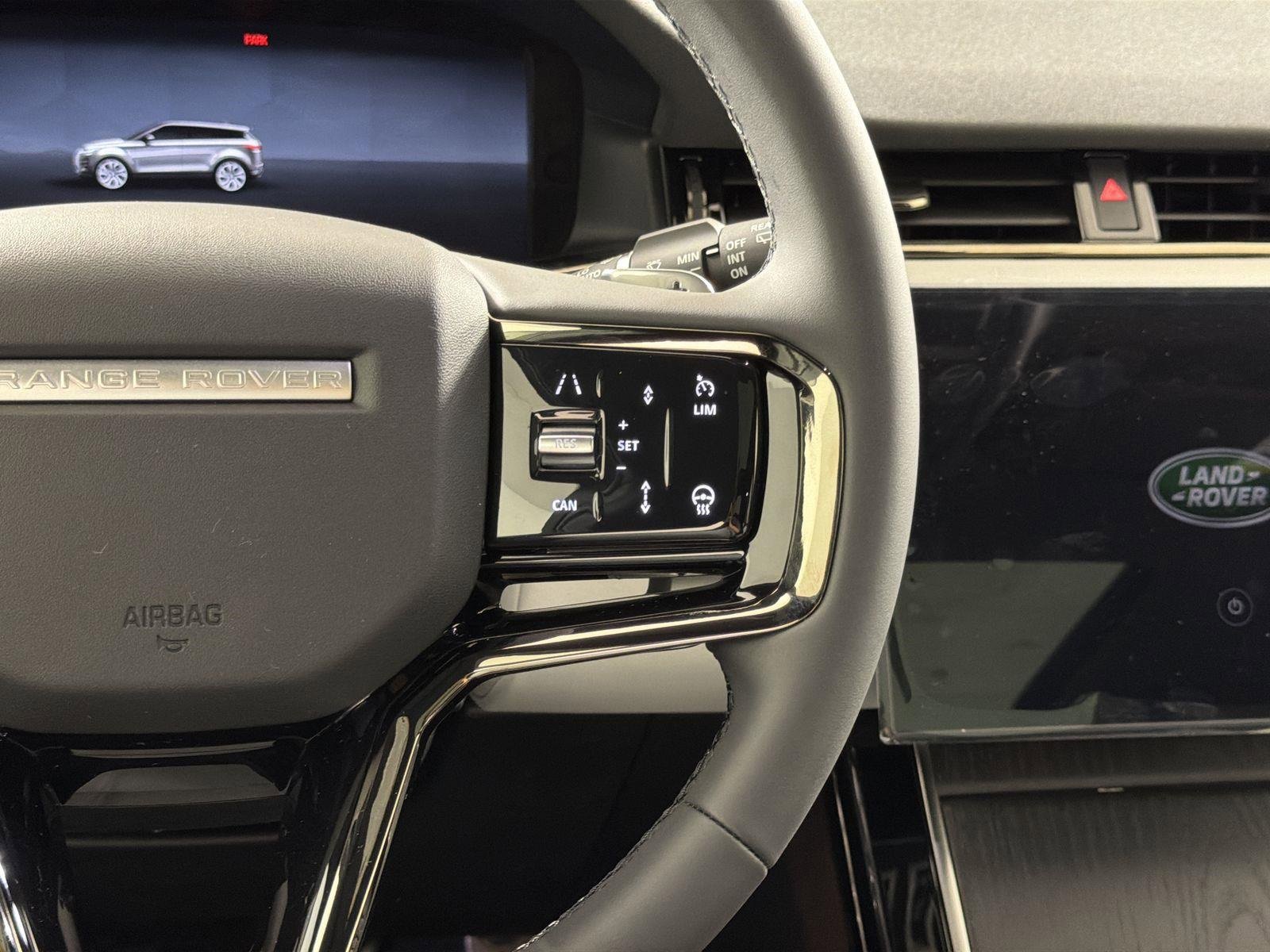 New 2026 Land Rover Range Rover Evoque Dynamic SE image 13