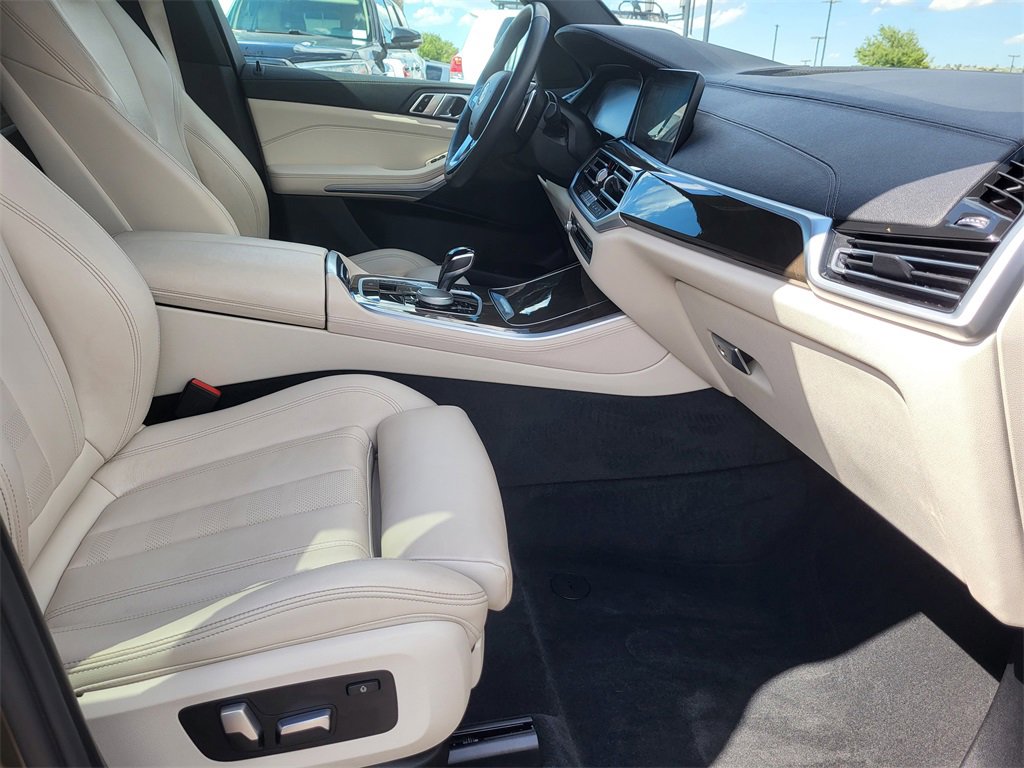 Used 2022 BMW X5 xDrive40i w/ Premium Package image 24