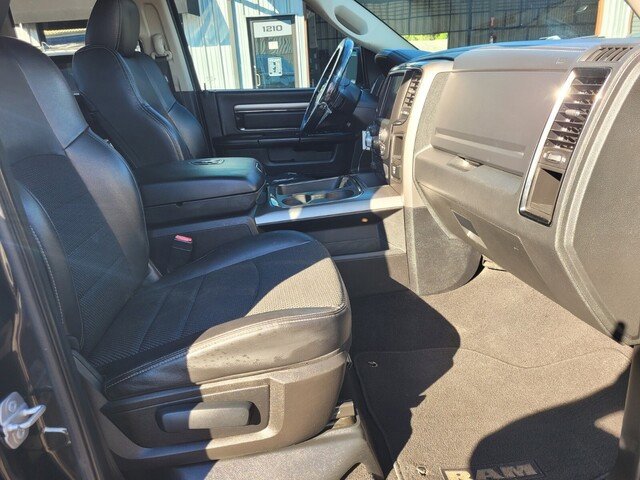 Used 2016 RAM 1500 Sport w/ Black Ram 1500 Sport Group image 10