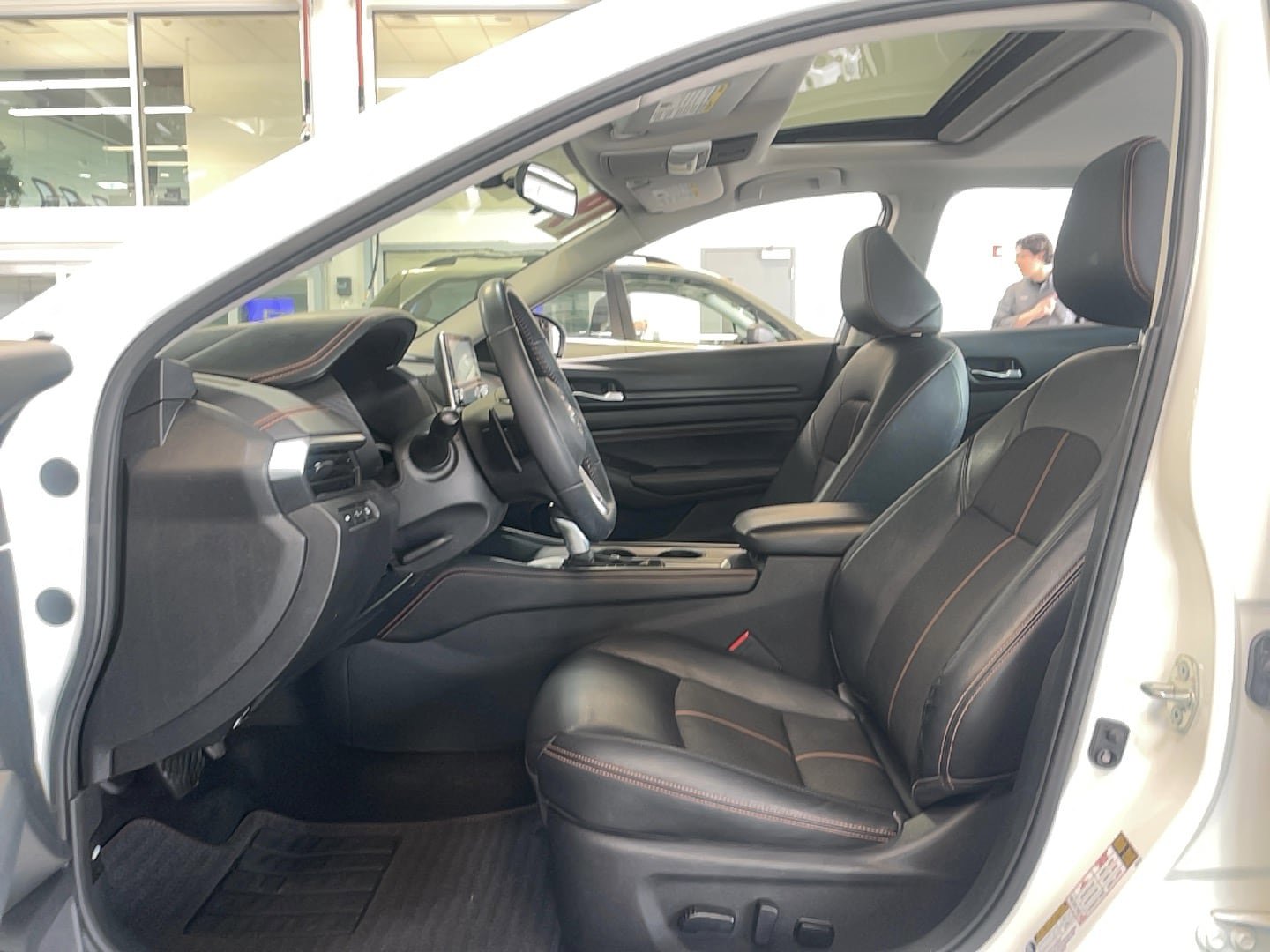 Used 2019 Nissan Altima 2.5 SR w/ SR Premium Package AWD/4WD image 5