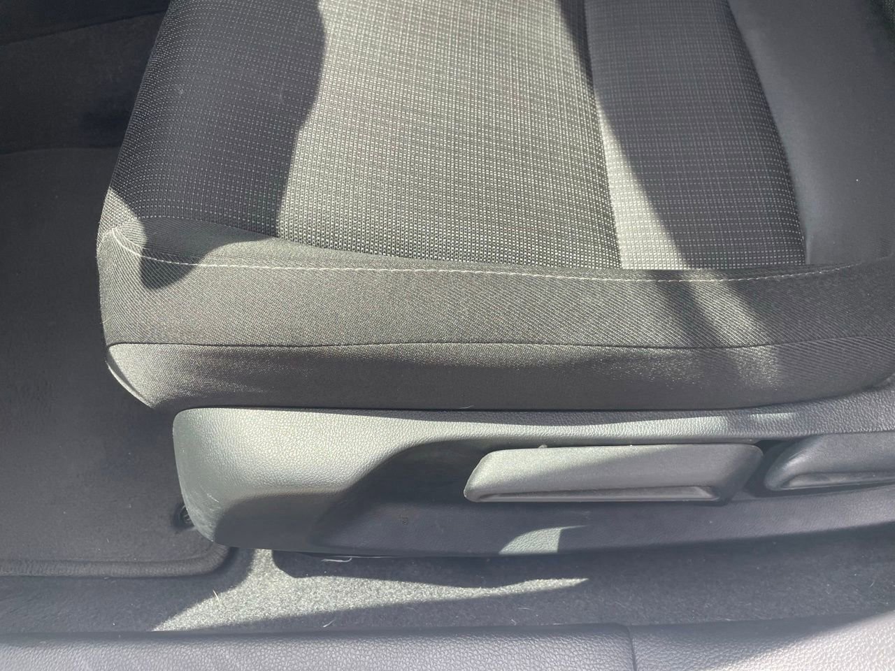 Used 2025 Honda Civic LX image 4