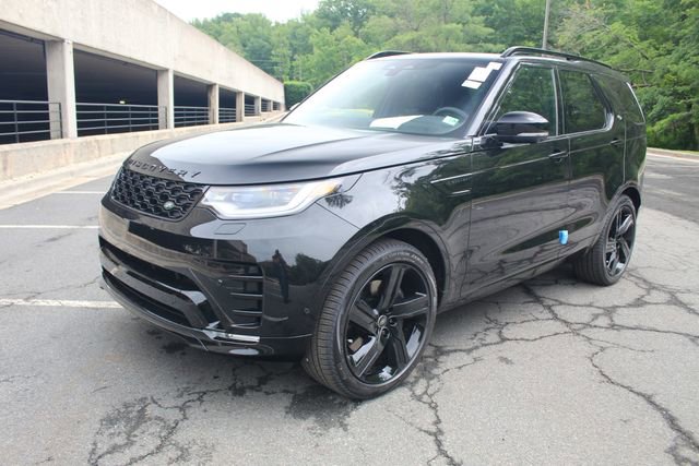 New 2025 Land Rover Discovery Dynamic SE