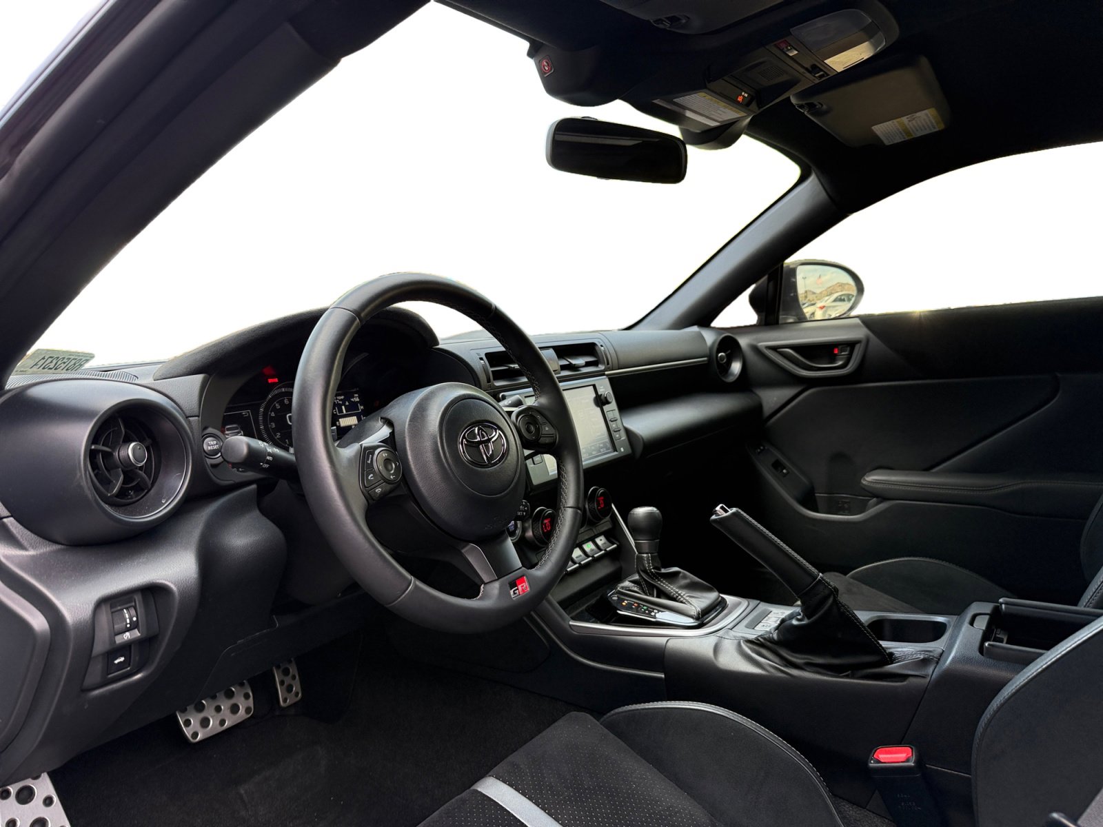 Used 2024 Toyota GR86 Premium image 9