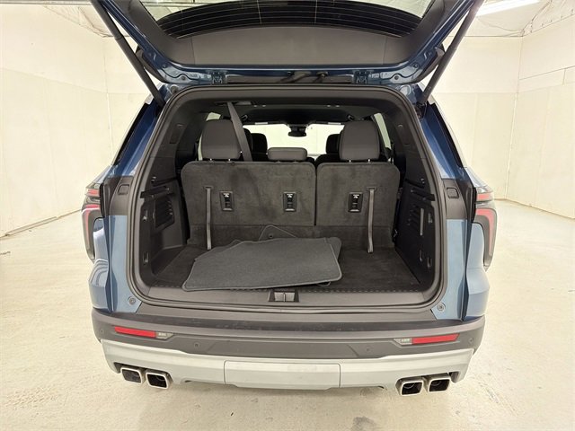 Certified 2025 Chevrolet Traverse LT image 15