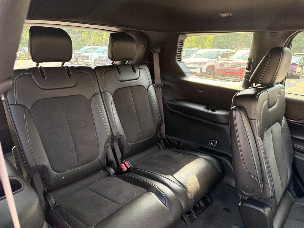 Used 2021 Jeep Grand Cherokee L Laredo AWD/4WD image 27