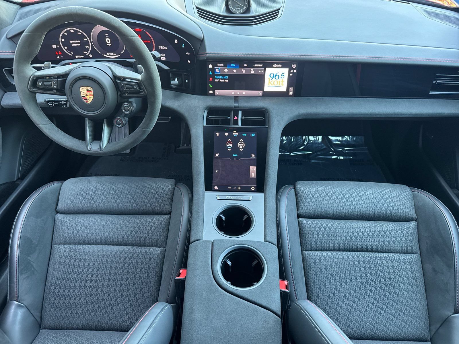 Certified 2025 Porsche Taycan GTS AWD/4WD image 7