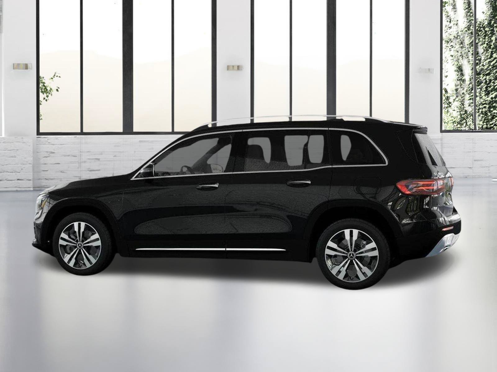 Used 2026 Mercedes-Benz GLB 250 4MATIC image 32
