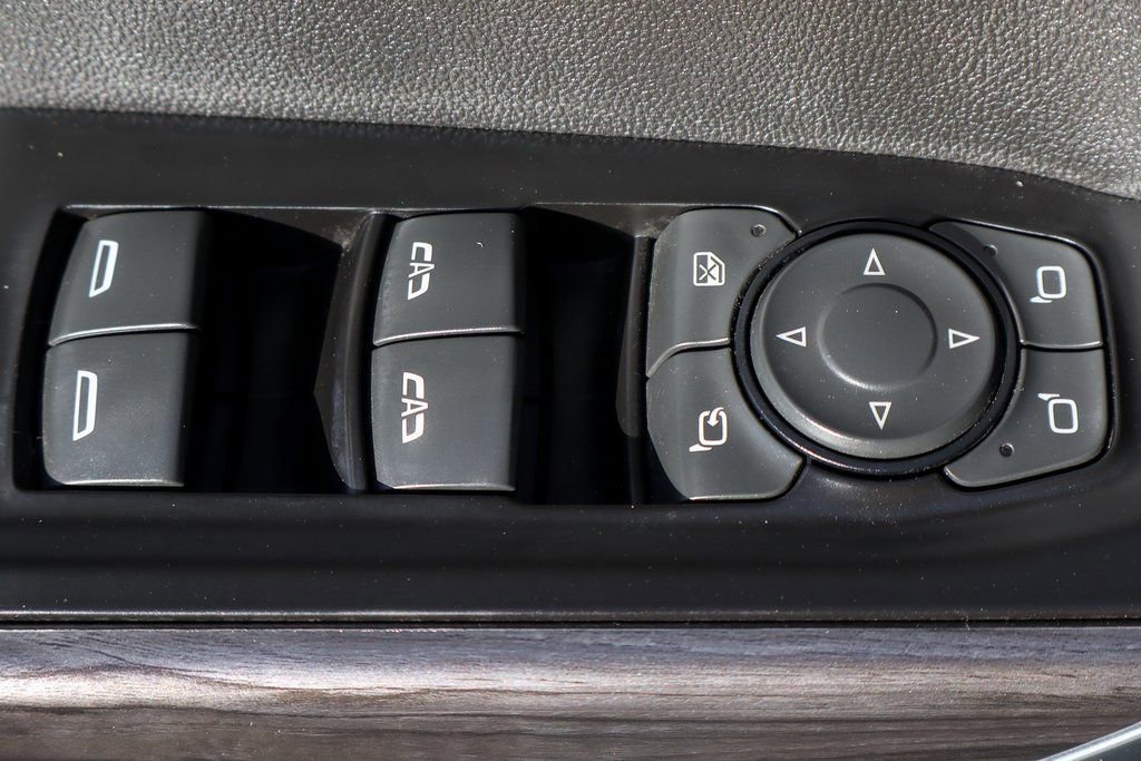 Used 2019 Chevrolet Silverado 1500 LTZ w/ LTZ Plus Package AWD/4WD image 16