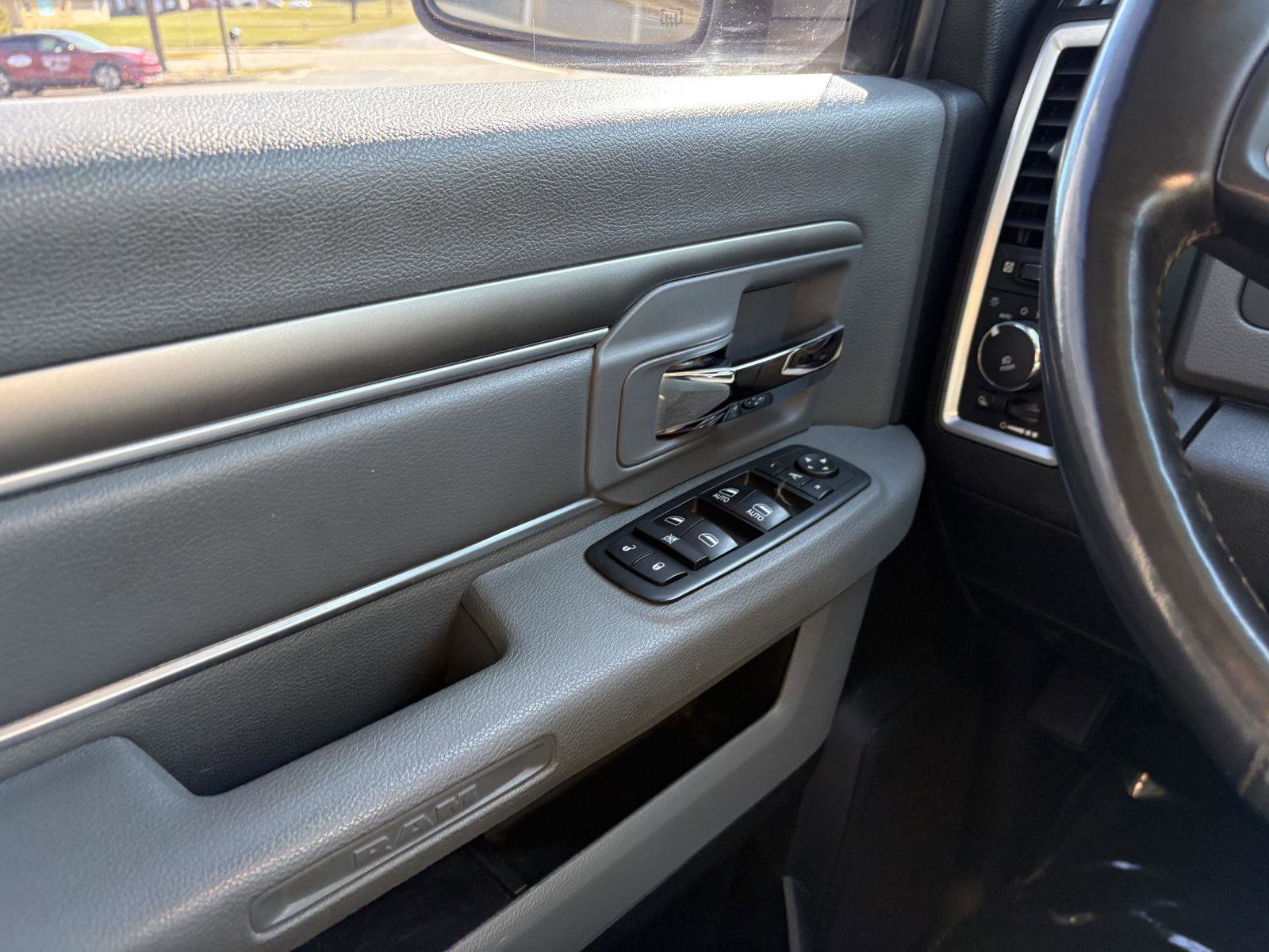 Used 2017 RAM 2500 Big Horn w/ Sport Appearance Group image 15