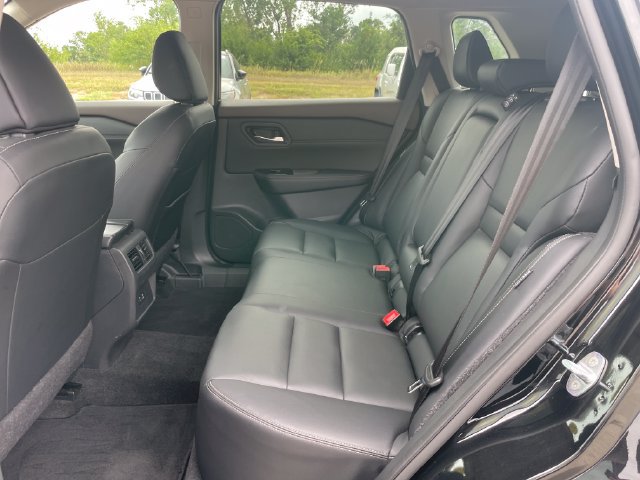 Used 2023 Nissan Rogue SL AWD/4WD image 28