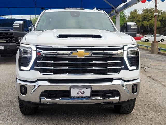 Used 2024 Chevrolet Silverado 2500 LTZ w/ LTZ Texas Edition image 7