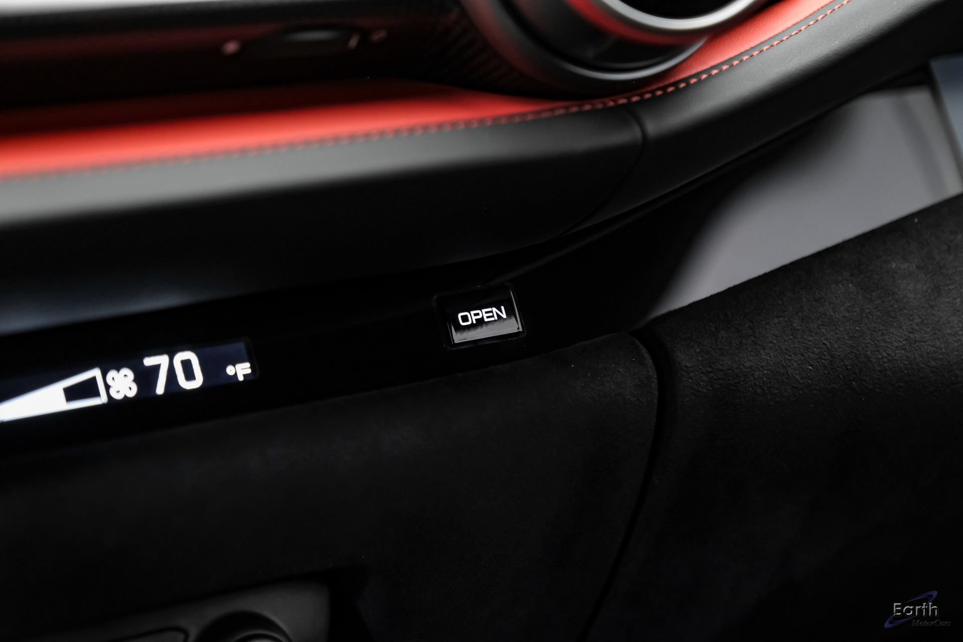 Used 2019 Ferrari 812 Superfast RWD image 87