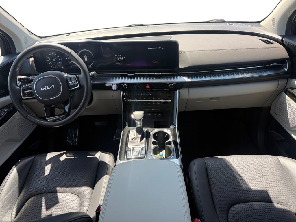 Used 2024 Kia Carnival SX Prestige FWD image 12