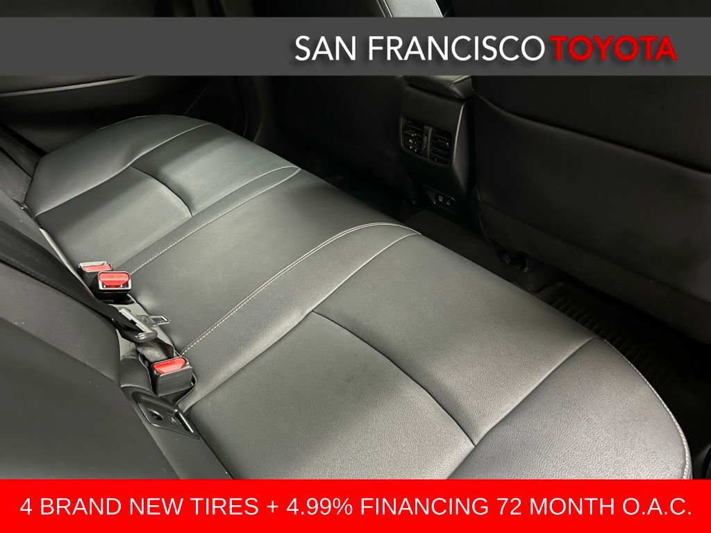 Certified 2022 Toyota Corolla Cross XLE image 19