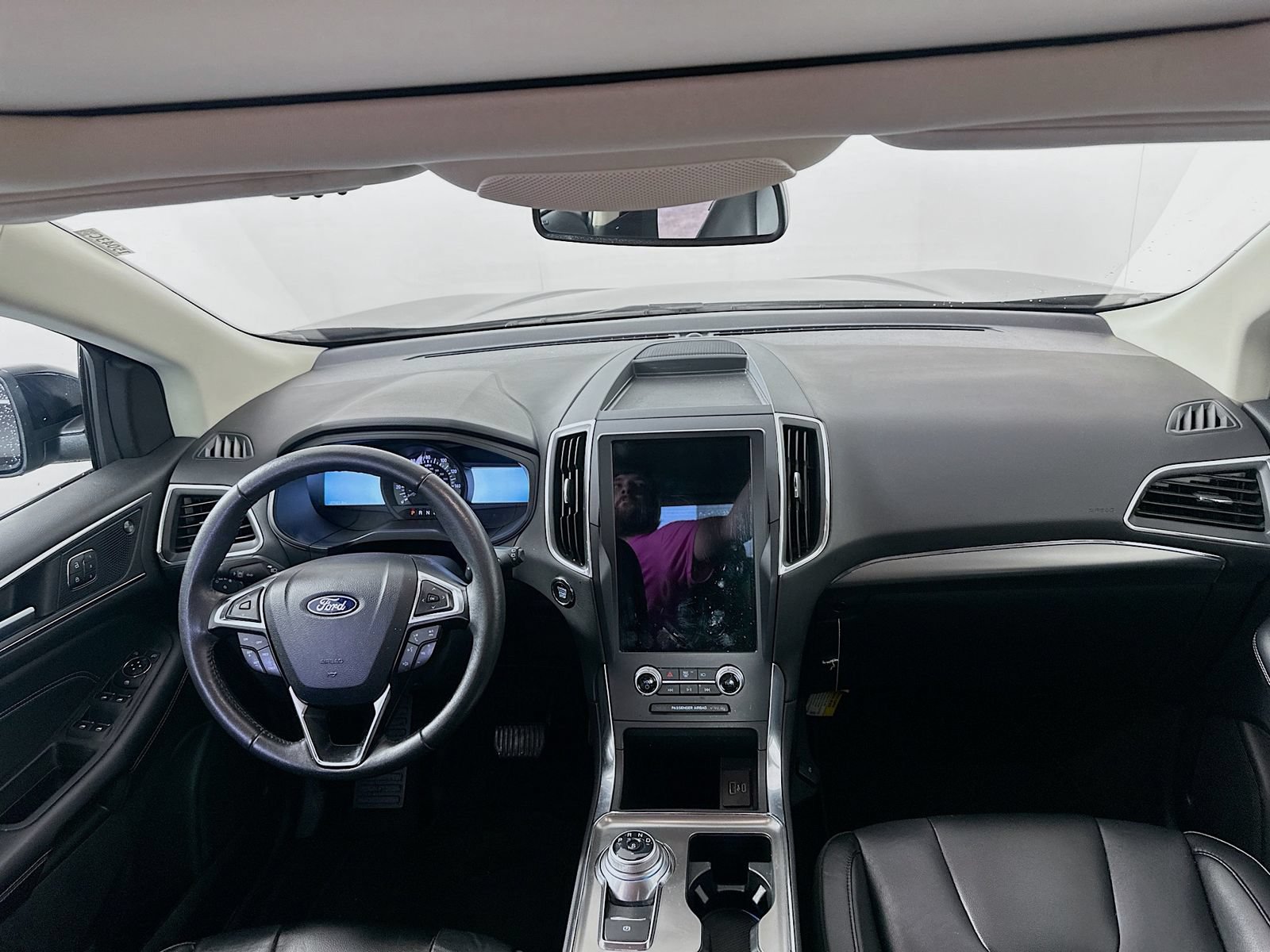 Used 2022 Ford Edge Titanium AWD/4WD image 23