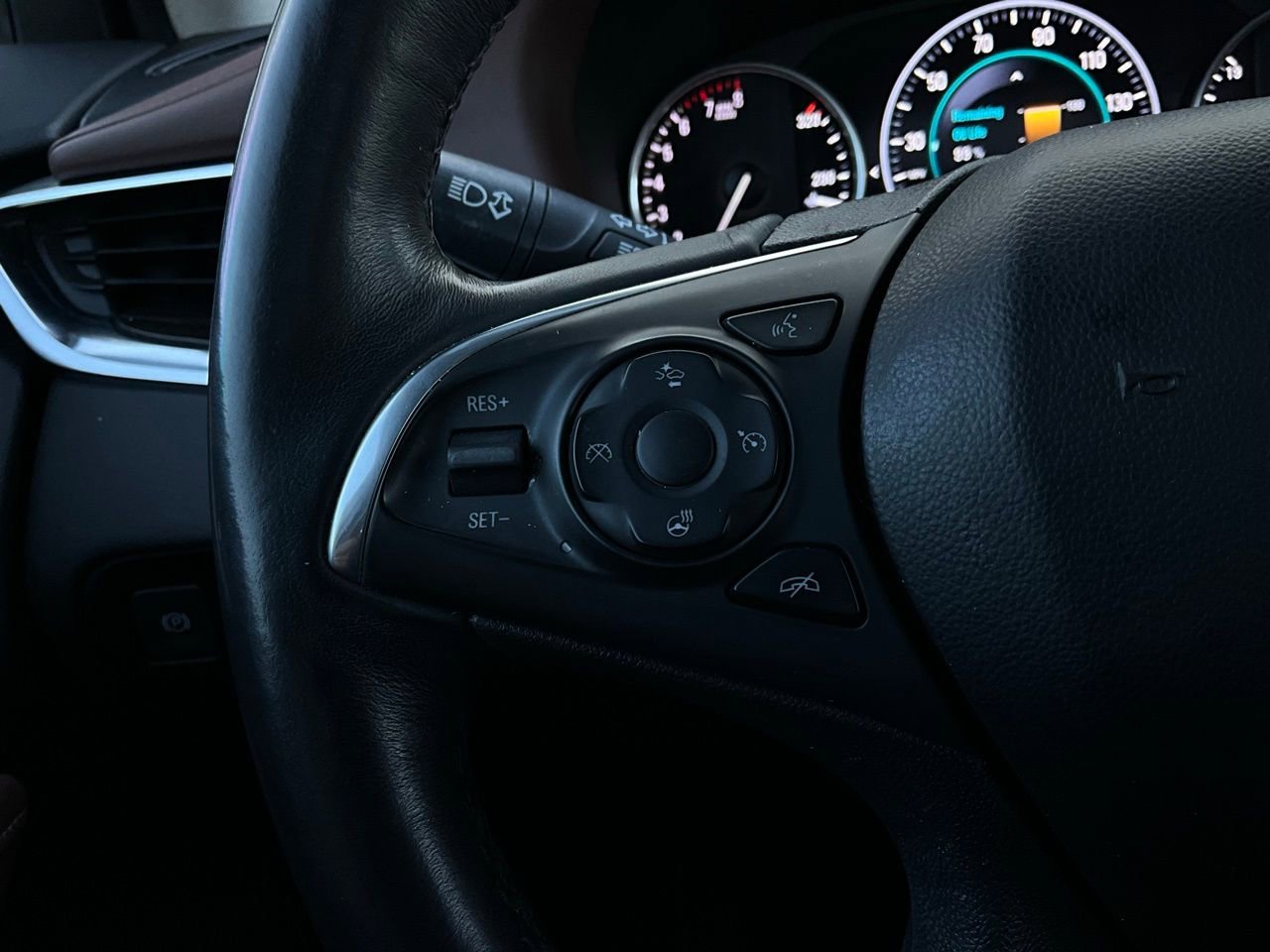 Used 2018 Buick Enclave Avenir w/ Avenir Technology Package image 41