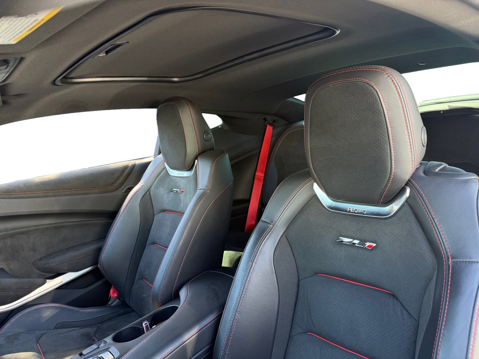 Used 2017 Chevrolet Camaro ZL1 image 10