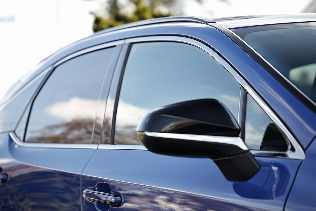 Used 2025 Lexus RX 350h w/ Accessory Package (Z1) image 3