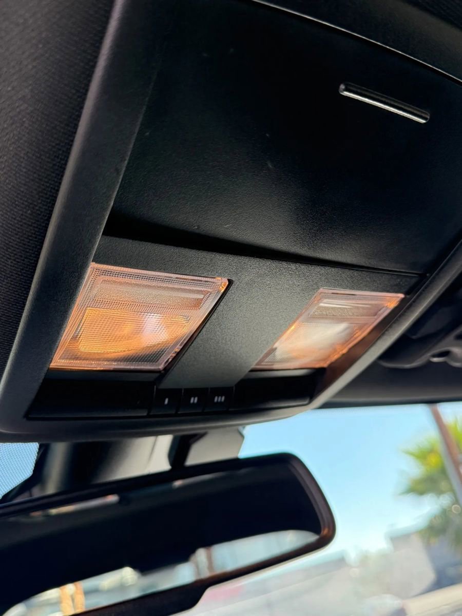 Used 2018 Dodge Challenger R/T w/ Driver Convenience Group image 14