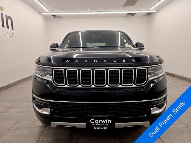 Used 2025 Jeep Wagoneer Series II AWD/4WD image 7