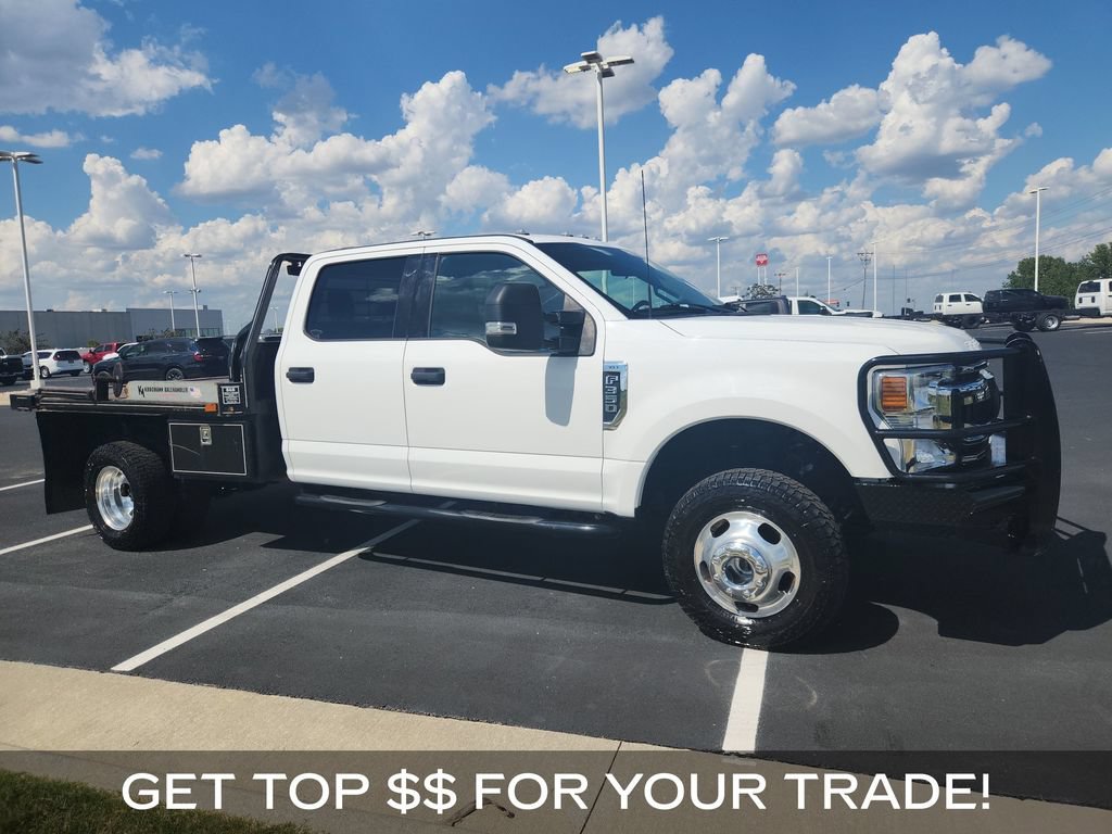 Used 2022 Ford F350 XLT w/ Snow Plow Prep Package AWD/4WD image 2