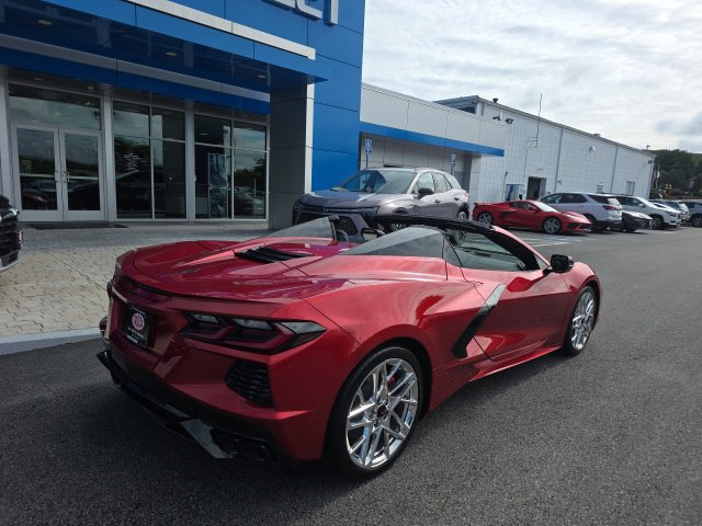New 2027 Chevrolet Corvette Stingray Convertible w/ Battery Protection Package RWD image 7
