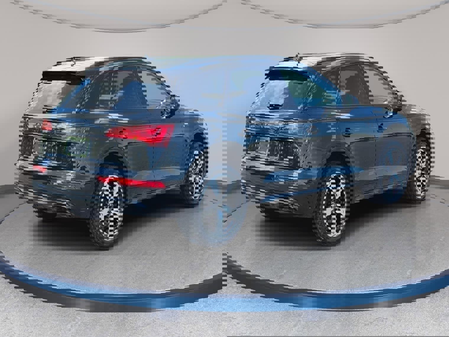 Used 2023 Audi Q5 2.0T Premium Plus w/ Premium Plus Package image 5