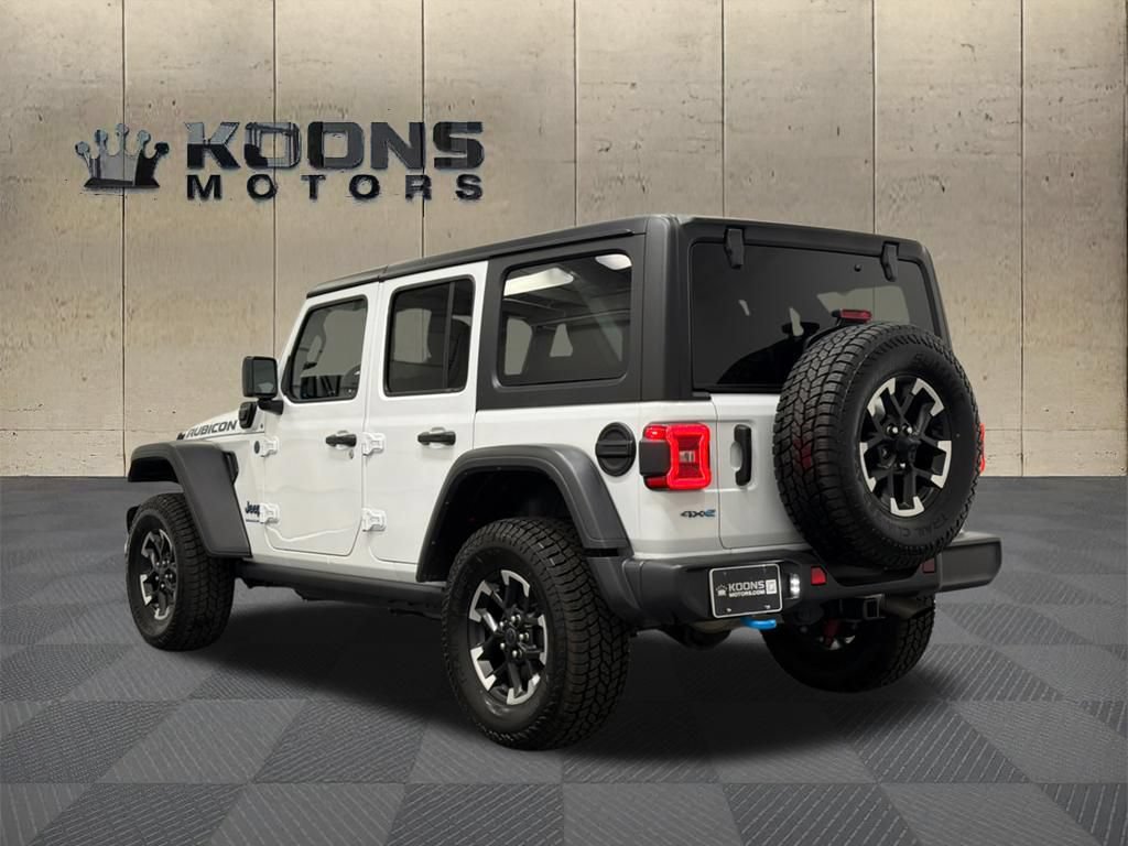 Used 2024 Jeep Wrangler Unlimited Rubicon 4xe AWD/4WD image 6
