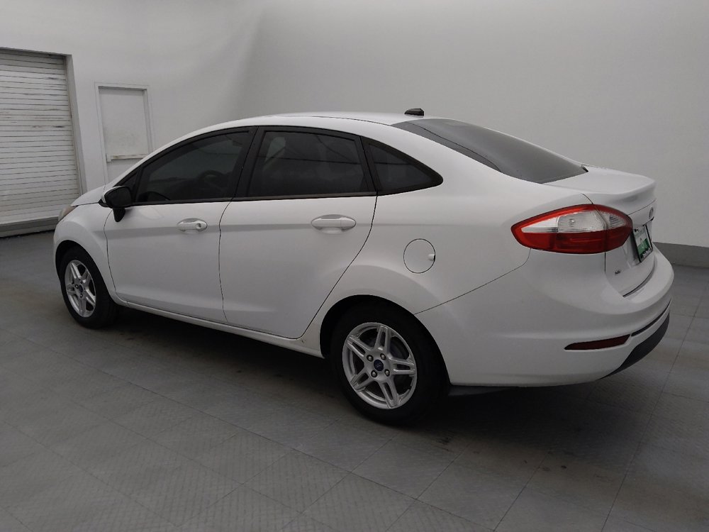 Used 2019 Ford Fiesta SE FWD image 3