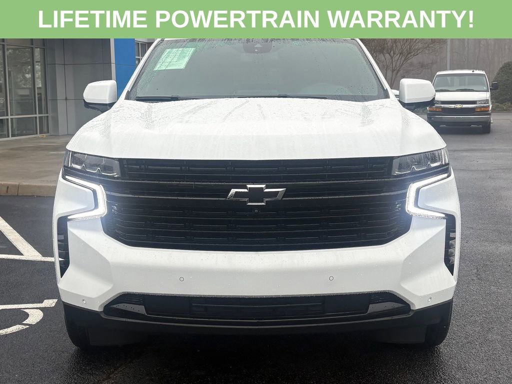 Used 2024 Chevrolet Suburban RST w/ Luxury Package image 3