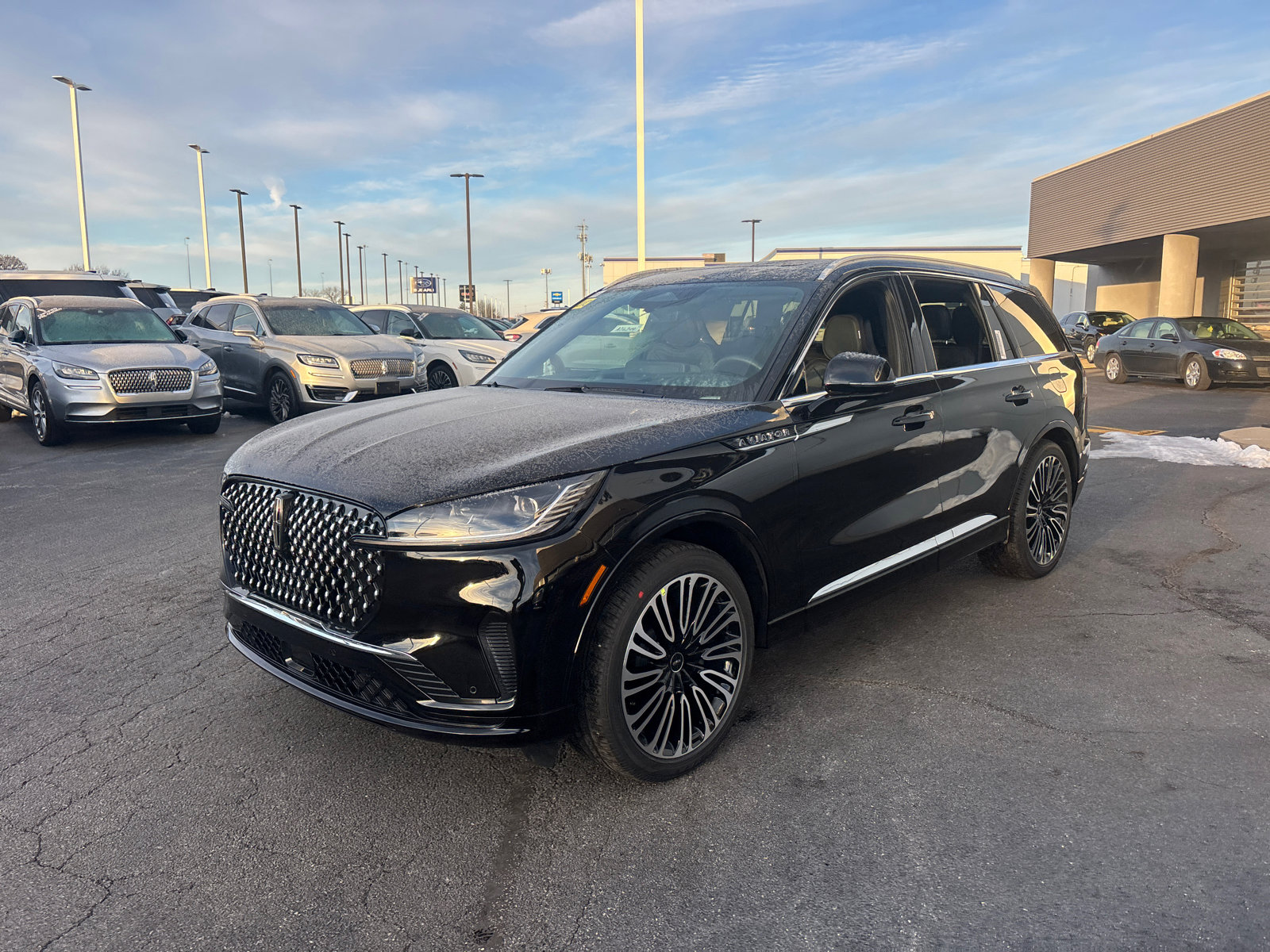 New 2026 Lincoln Aviator Black Label w/ Dynamic Handling Package image 3