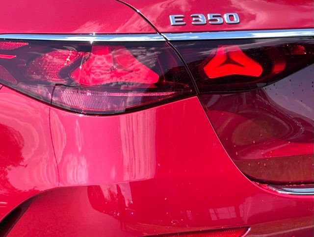 New 2026 Mercedes-Benz E 350 4MATIC Sedan image 8