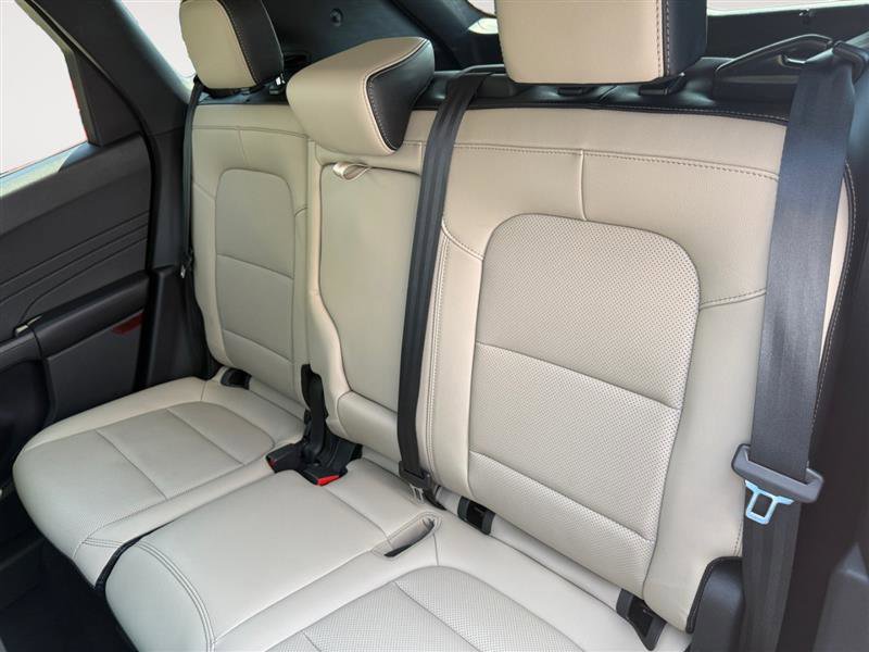 Used 2022 Ford Escape SEL w/ Technology Package image 14