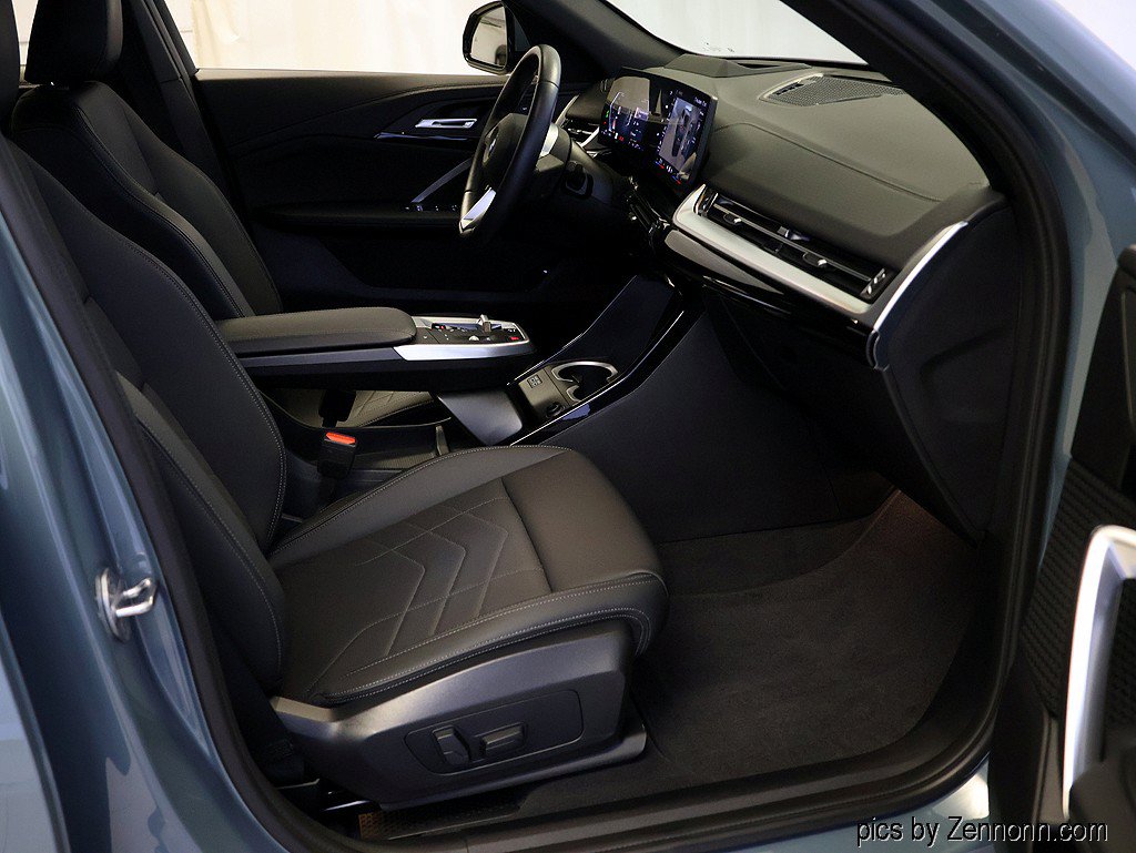 Certified 2024 BMW X2 xDrive28i AWD/4WD image 36