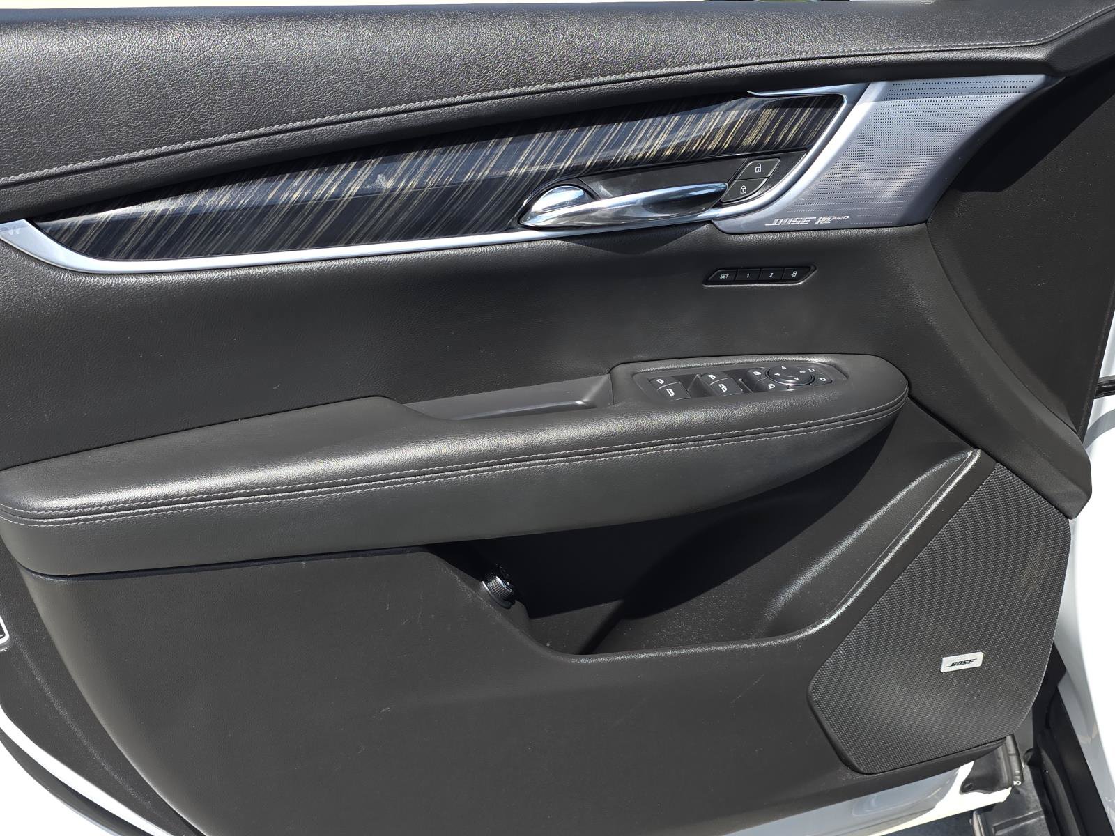 Certified 2023 Cadillac XT6 Premium Luxury w/ LPO, Floor Liner Package FWD image 21