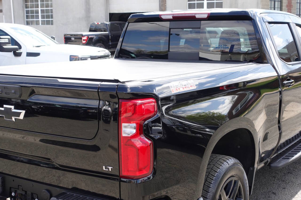 Used 2022 Chevrolet Silverado 1500 LT Trail Boss w/ LT Trail Boss Premium Package AWD/4WD image 13