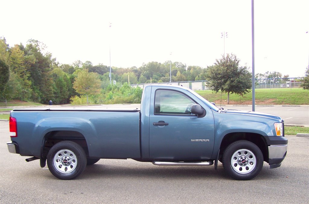 Used 2011 GMC Sierra 1500 W/T RWD image 5