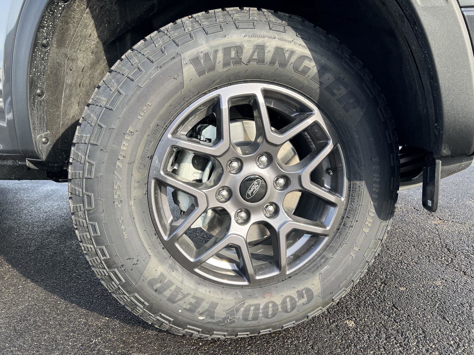 New 2025 Ford Ranger XLT w/ FX4 Off-Road Package image 2
