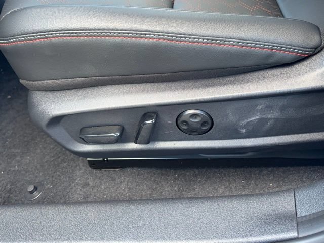 New 2026 Nissan Sentra SR w/ SR Premium Package FWD image 16