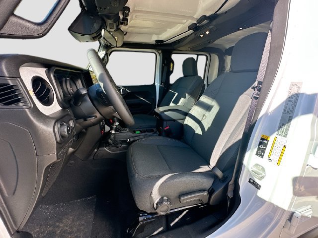 New 2026 Jeep Gladiator Sport AWD/4WD image 21