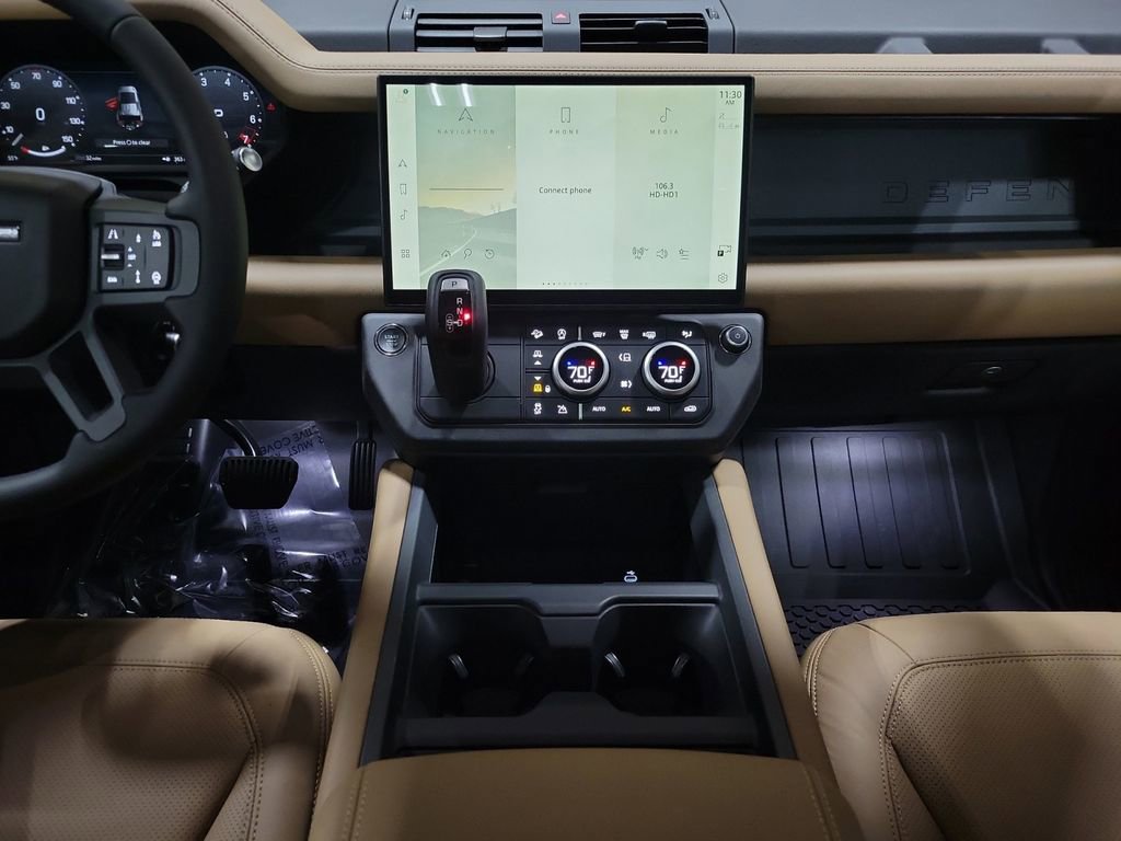 New 2026 Land Rover Defender 110 X-Dynamic SE image 26