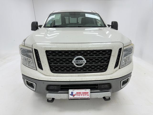 Used 2019 Nissan Titan PRO-4X w/ Pro-4x Convenience Package AWD/4WD image 3
